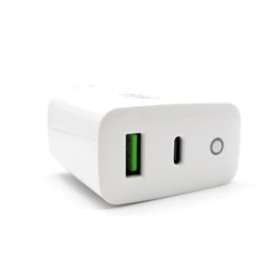 Travel Charger AAAmaze 30 Watt 1 porta USB 1 porta TYPE-C