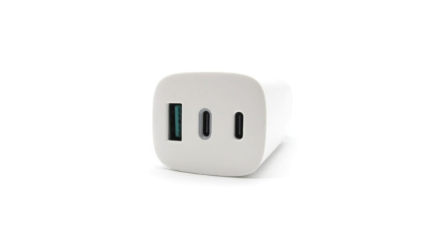 Travel Charger AAAmaze 65 Watt 1 porta USB 2 porte TYPE-C